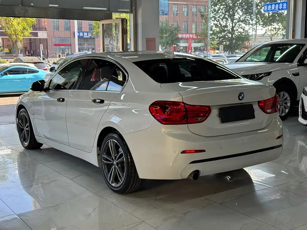 BMW 1 Series — миниатюра 6