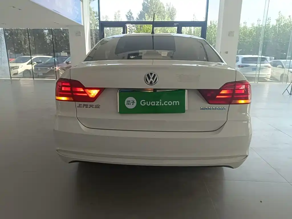 Volkswagen Santana — миниатюра 6