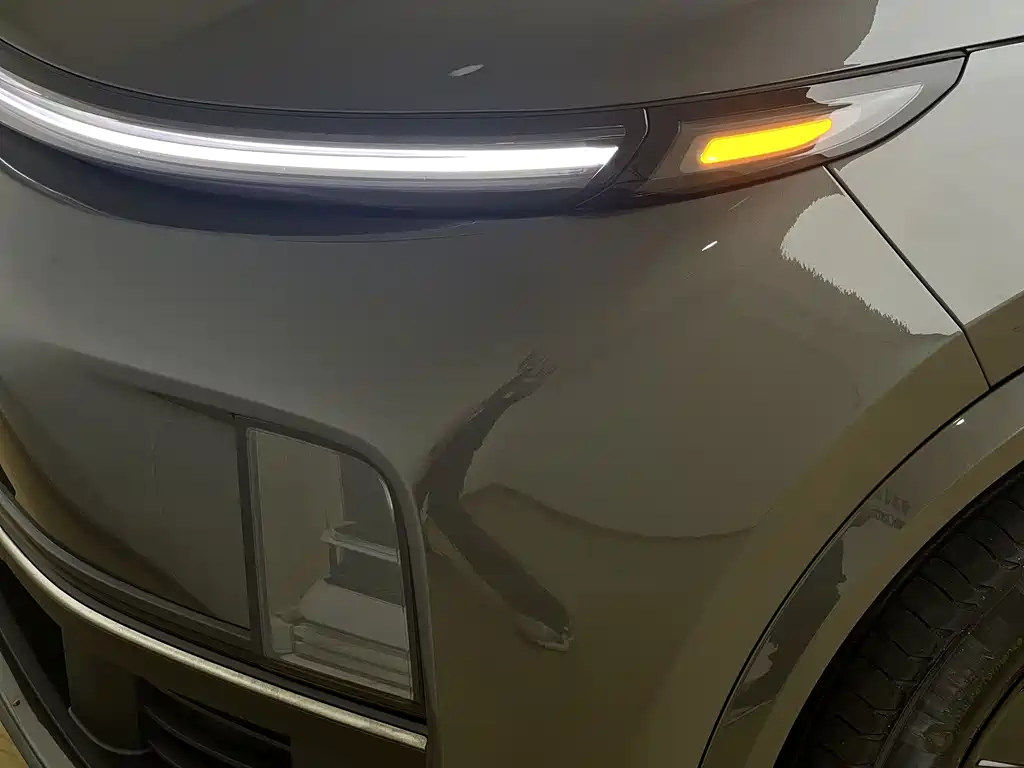 Li Auto Li L8 — миниатюра 6