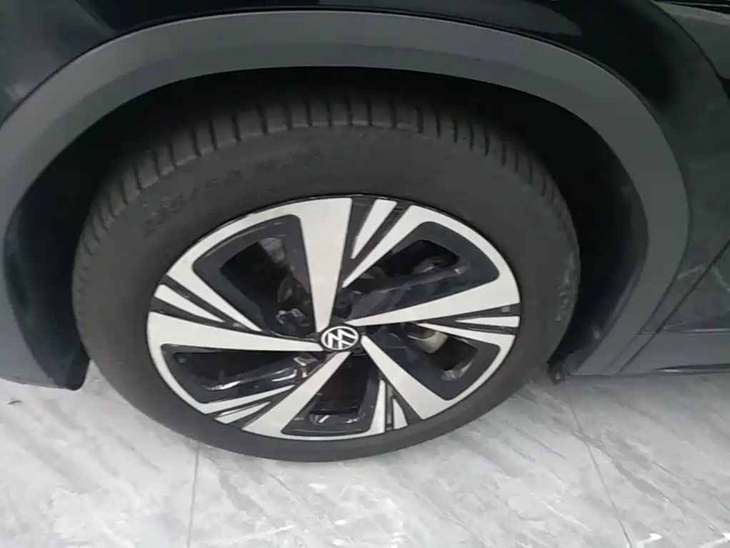 Volkswagen ID.6 Crozz — миниатюра 23