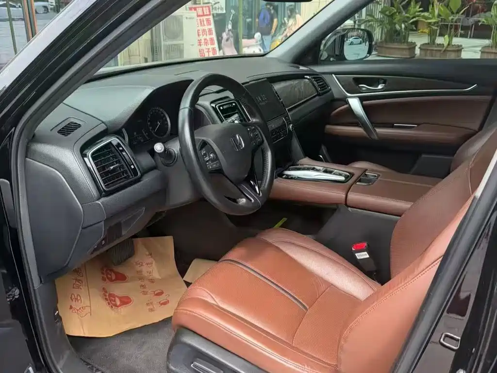 Honda UR-V — миниатюра 4