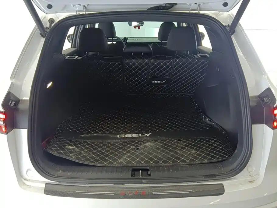 Geely Xingyue L — миниатюра 4