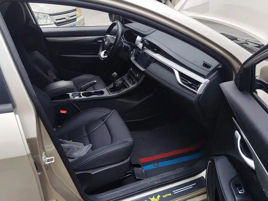 Geely Emgrand — миниатюра 8