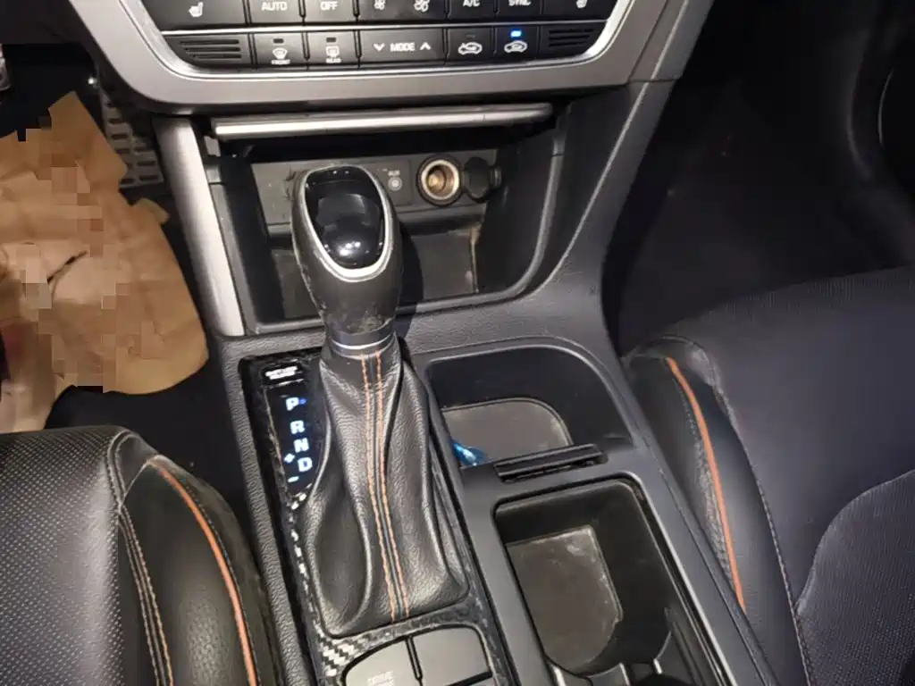 Hyundai Sonata — миниатюра 14