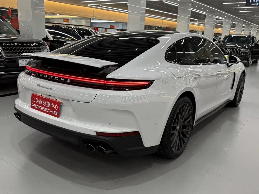 Porsche Panamera — миниатюра 6