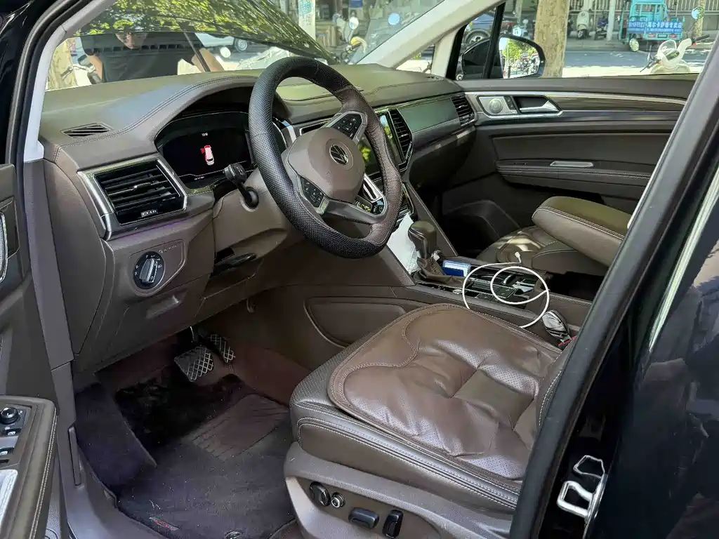 Volkswagen Viloran — миниатюра 2
