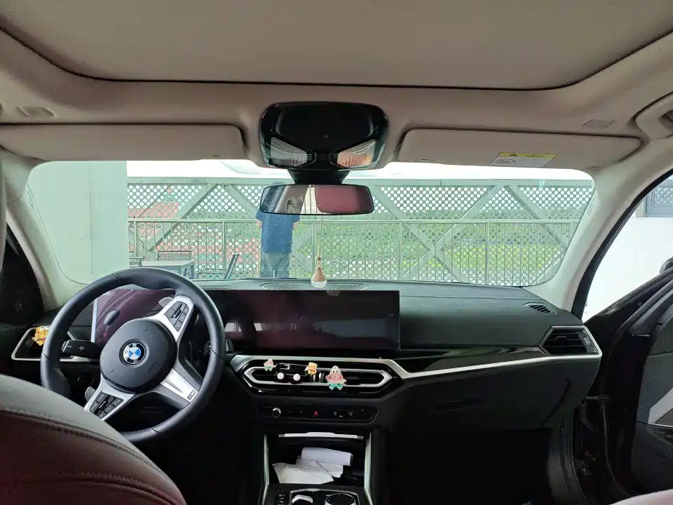 BMW 3 Series — миниатюра 12