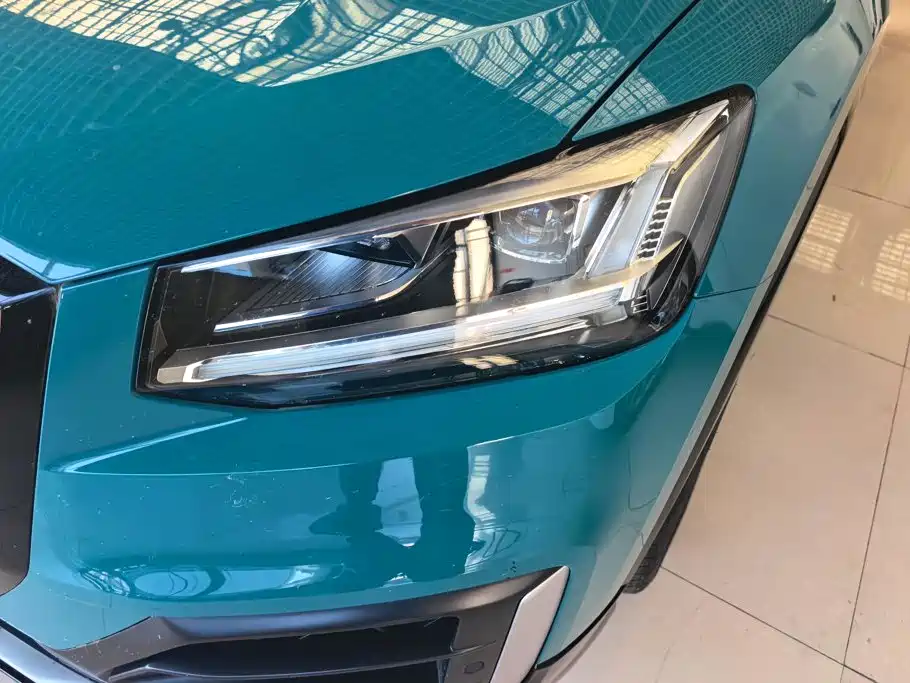 Audi Q2L — миниатюра 5