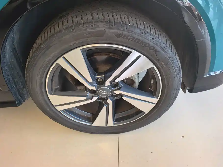 Audi Q2L — миниатюра 6