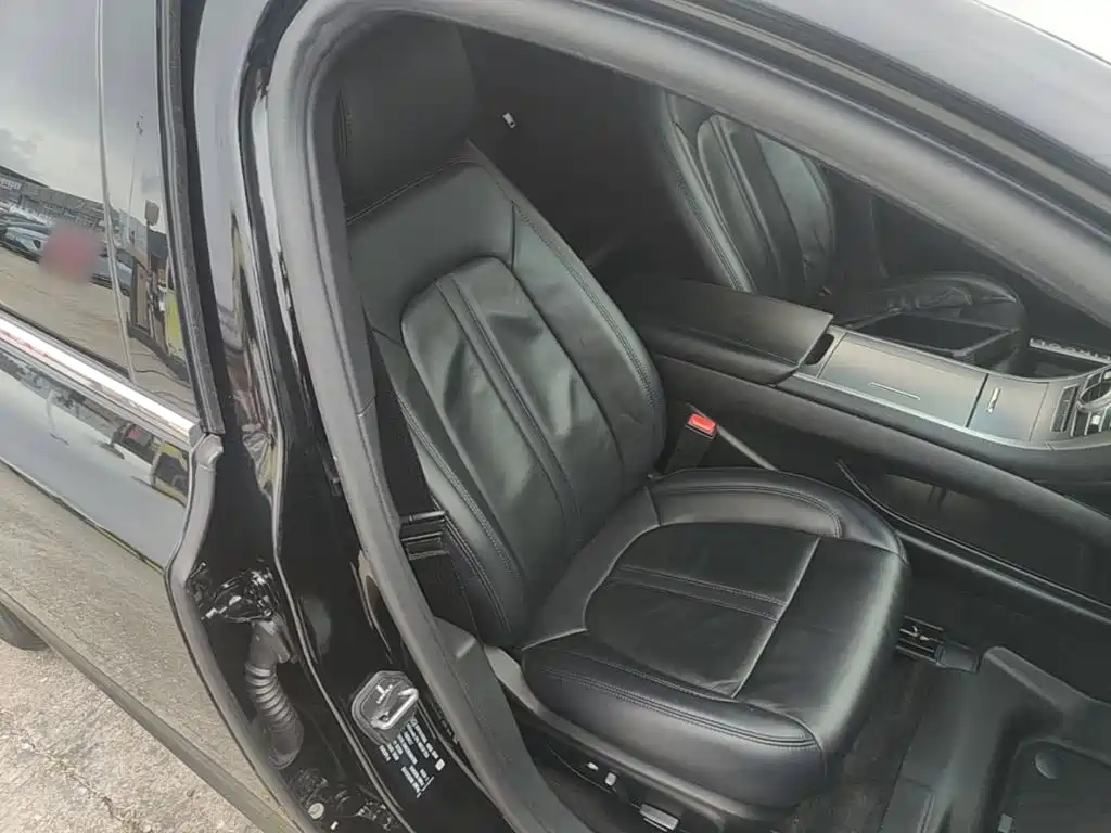 Lincoln MKZ — миниатюра 25