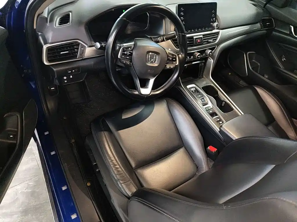 Honda Accord — миниатюра 16