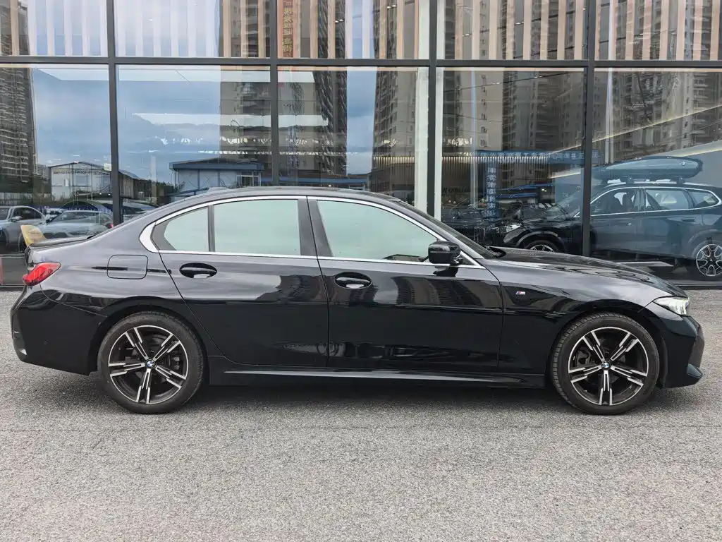 BMW 3 Series — миниатюра 9