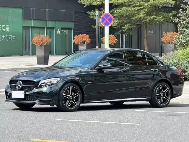 MERCEDES BENZ C CLASS