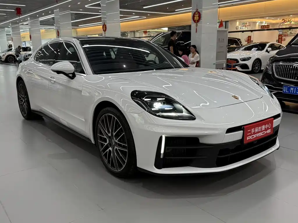Porsche Panamera — миниатюра 3