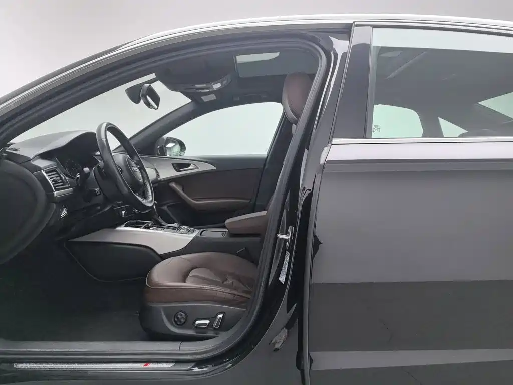 Audi A6L — миниатюра 10