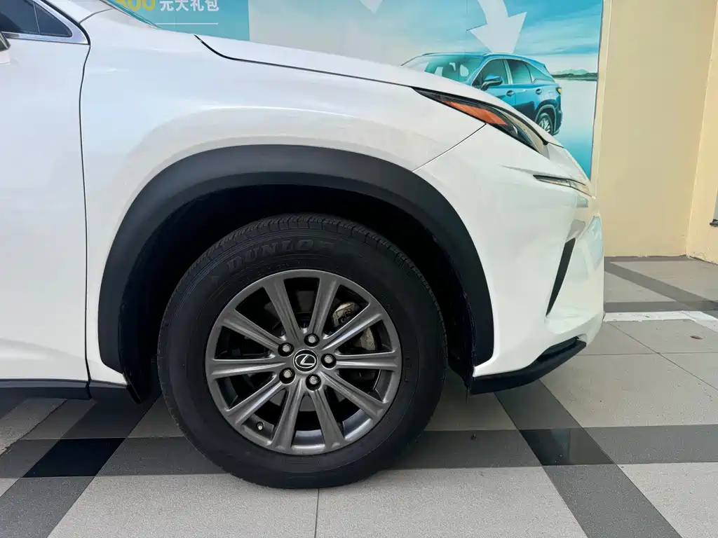Lexus NX — миниатюра 7