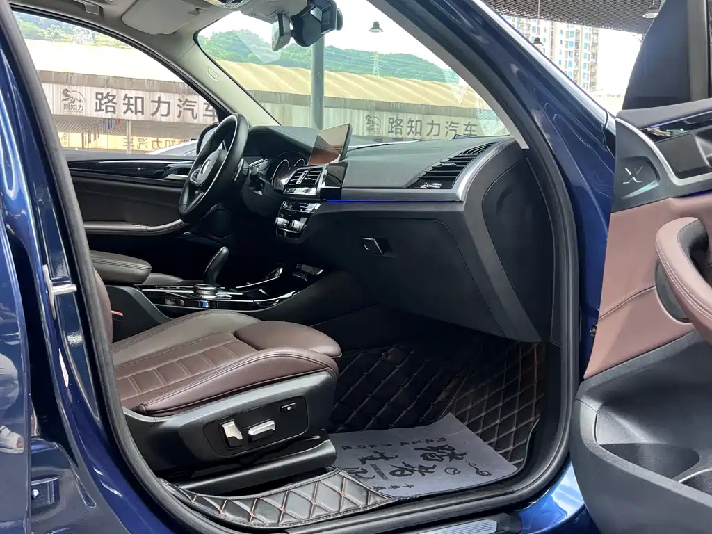 BMW X3 — миниатюра 25