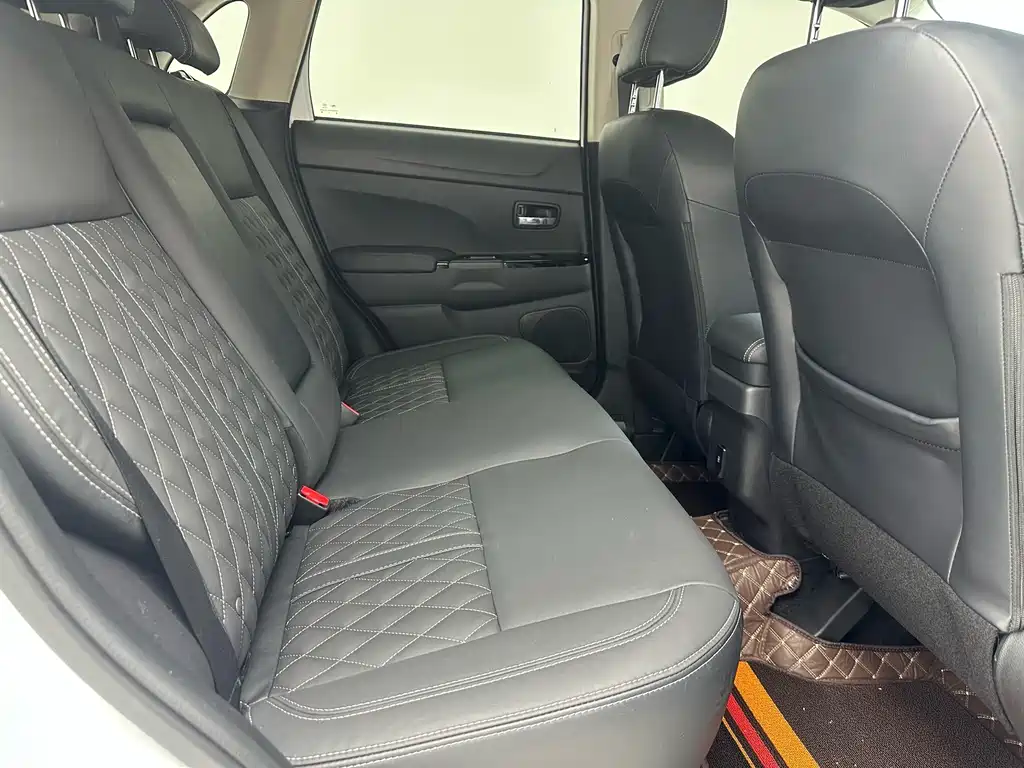 Mitsubishi ASX — миниатюра 15