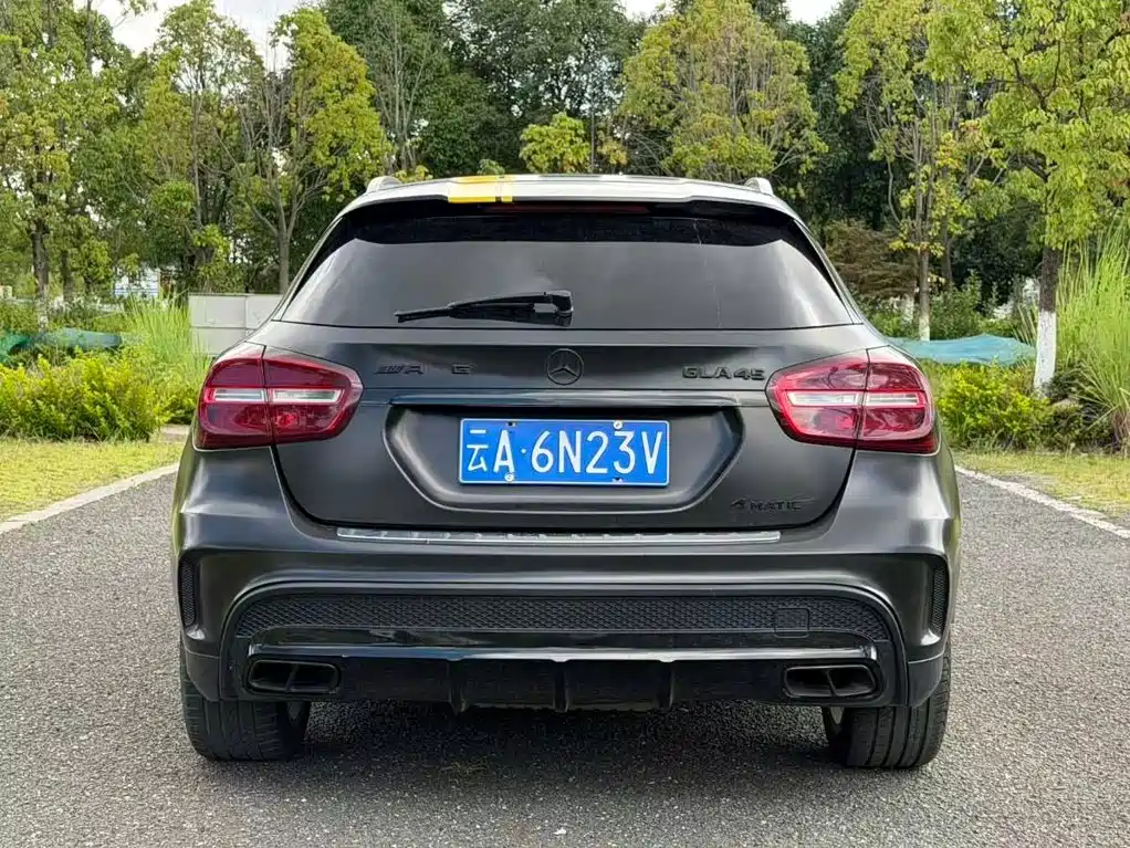 Mercedes-Benz GLA AMG — миниатюра 8