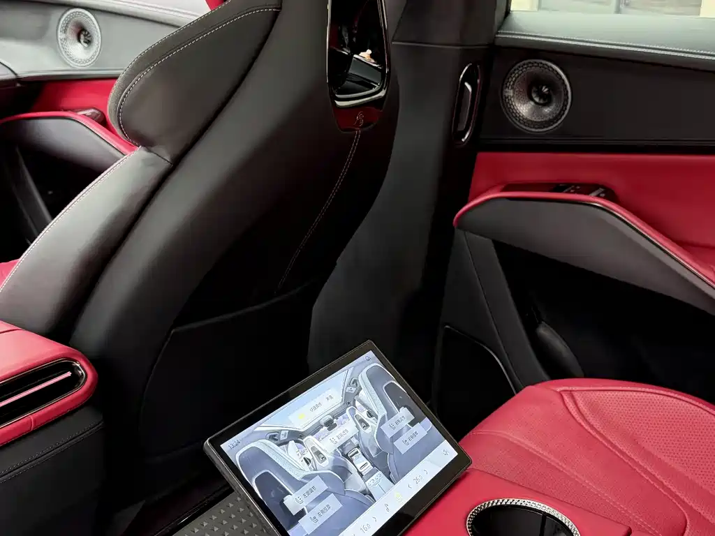 Lotus Eletre 2023 ELETRE S+