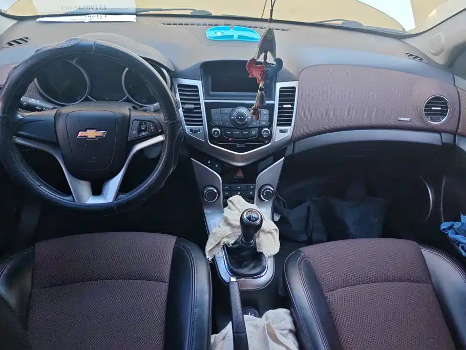 Chevrolet Cruze — миниатюра 12