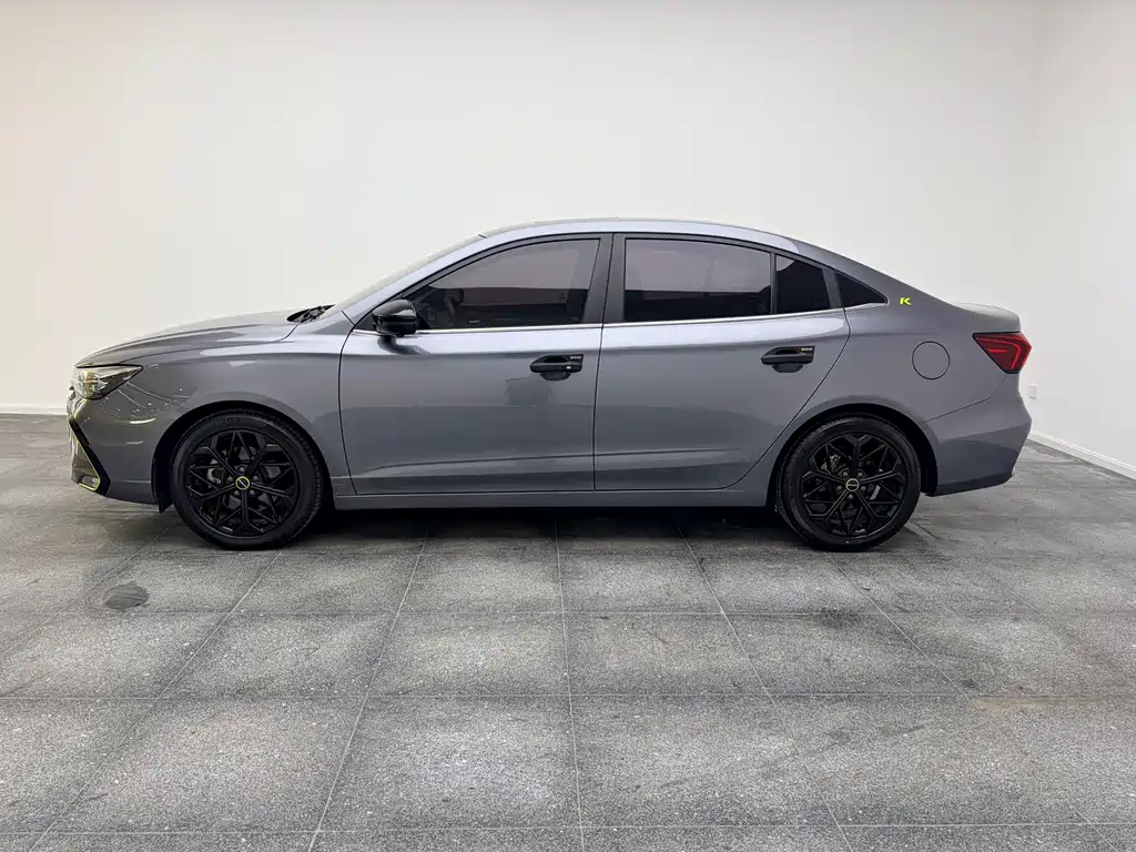 Roewe i5 — миниатюра 17