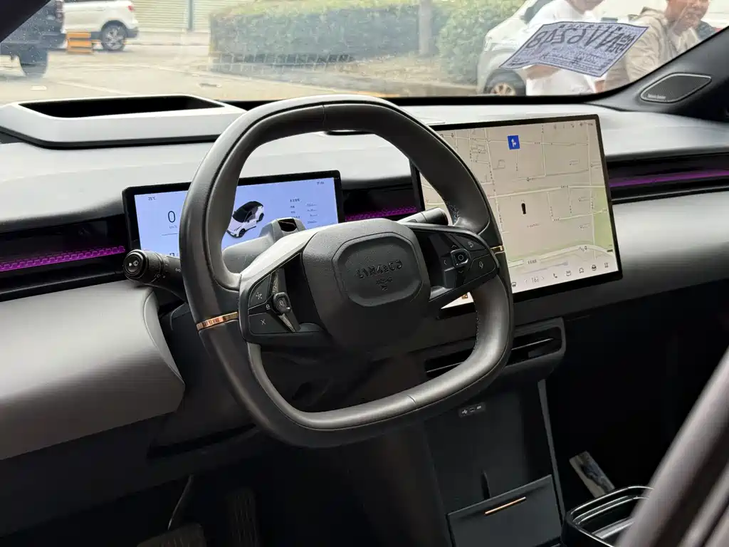 Lynk & Co Z20 — миниатюра 4