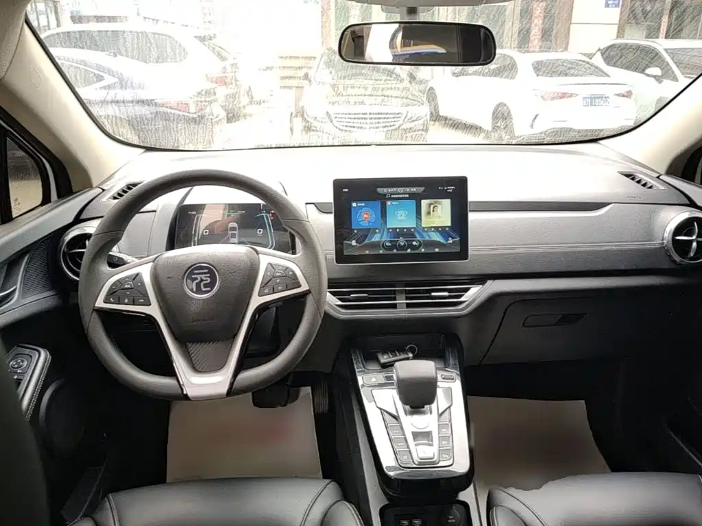 BYD Yuan EV — миниатюра 10