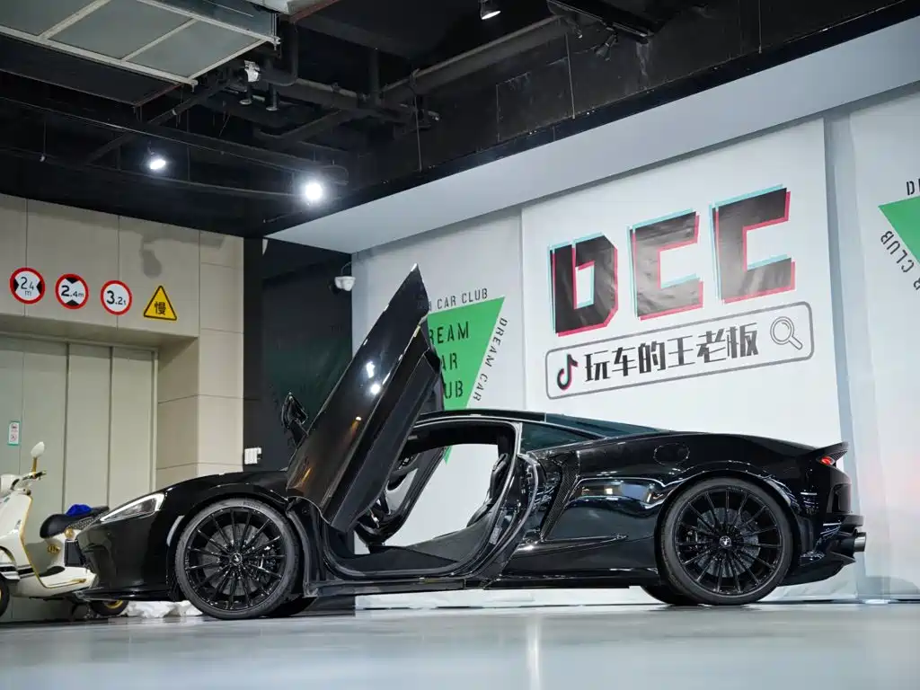 McLaren GT — миниатюра 47