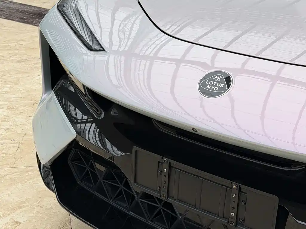 Lotus Eletre 2023 ELETRE S+