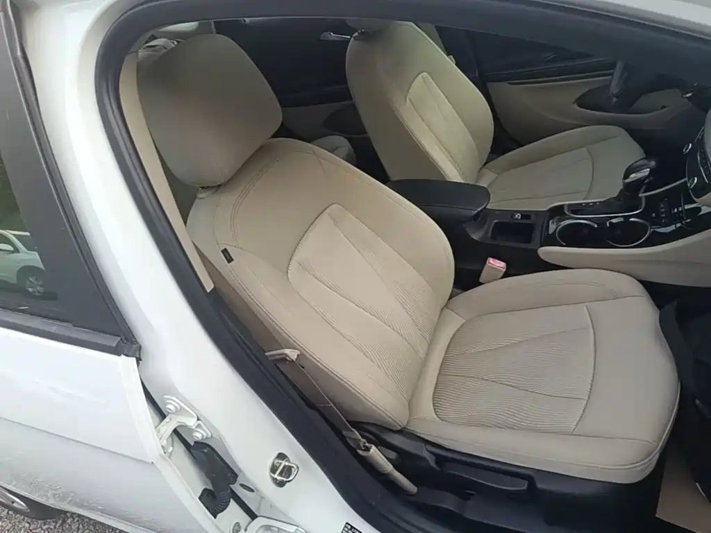 Buick Verano — миниатюра 25