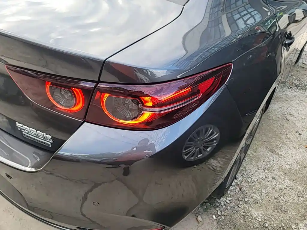 Mazda 3 Axela — миниатюра 8