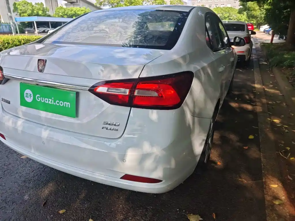 Roewe 360 — миниатюра 8