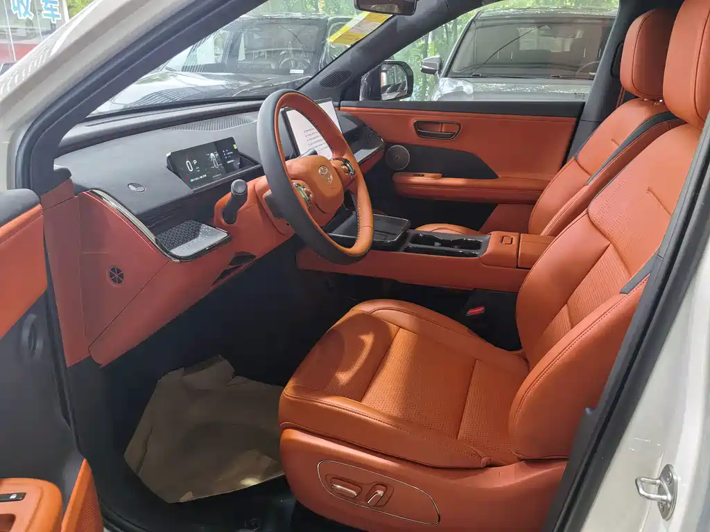 Toyota bZ3X — миниатюра 4