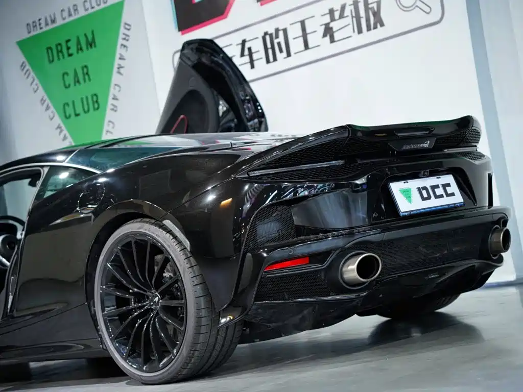 McLaren GT — миниатюра 39