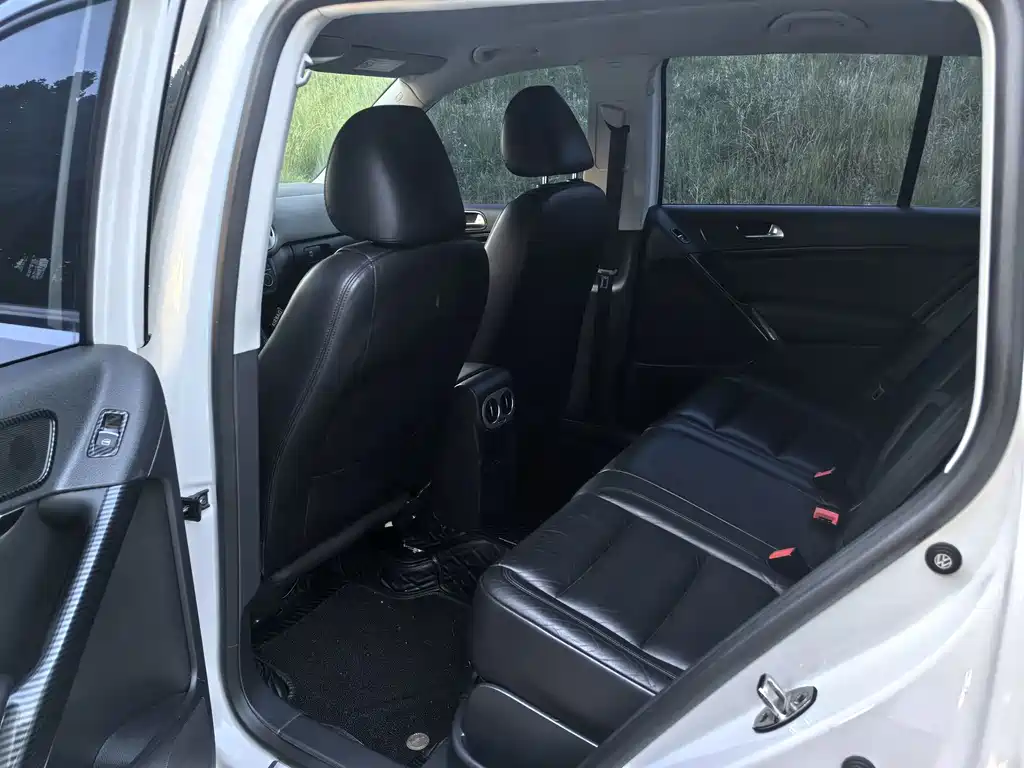 Volkswagen Tiguan — миниатюра 7