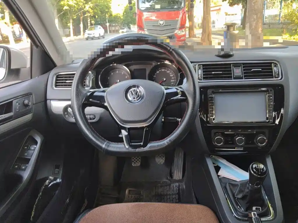 Volkswagen Sagitar — миниатюра 6