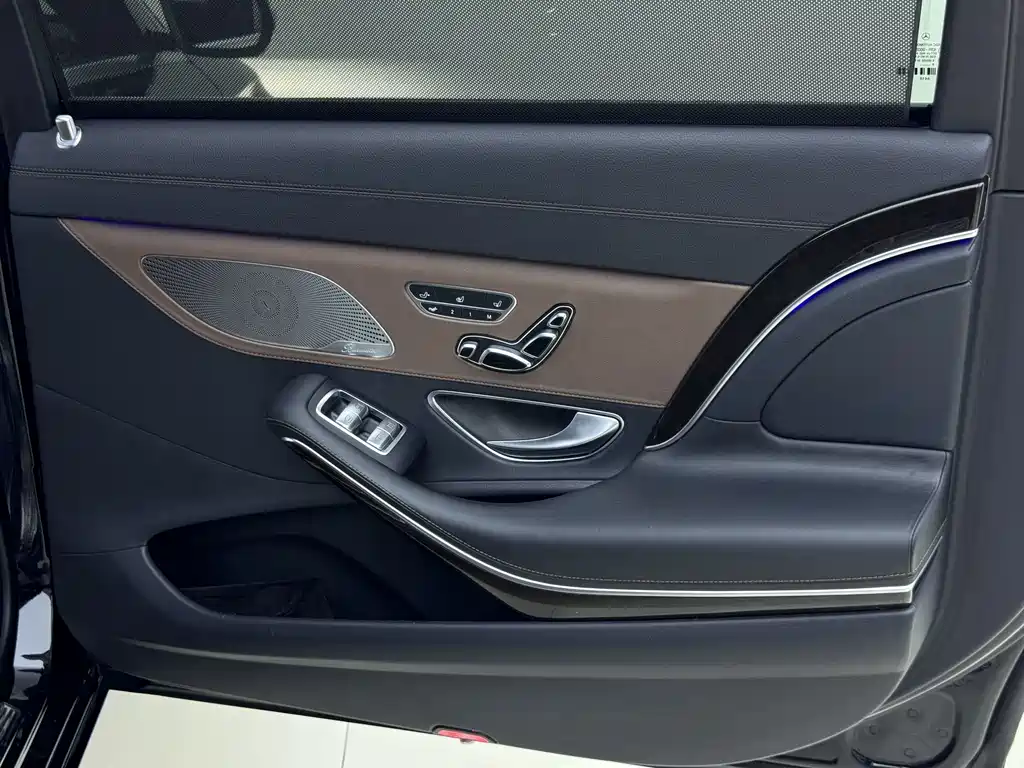 Mercedes-Benz S-Class — миниатюра 14