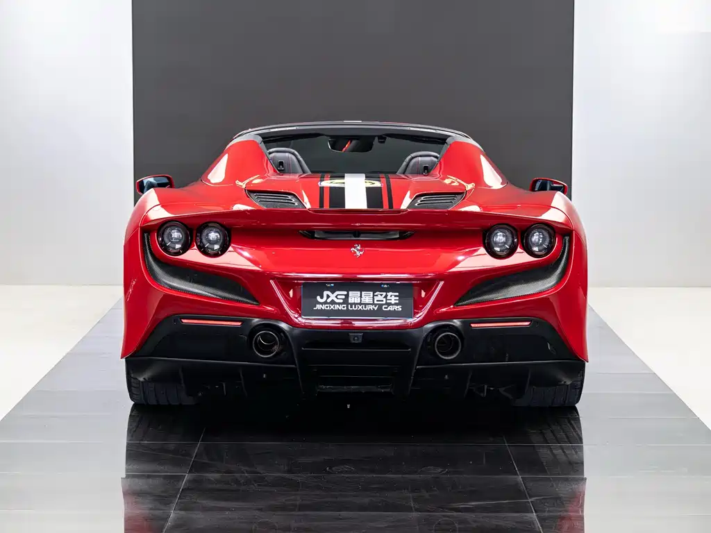 Ferrari F8 — миниатюра 11