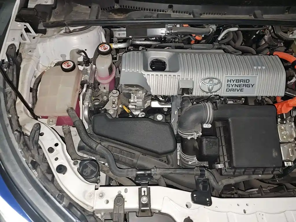 Toyota Corolla Hybrid — миниатюра 21