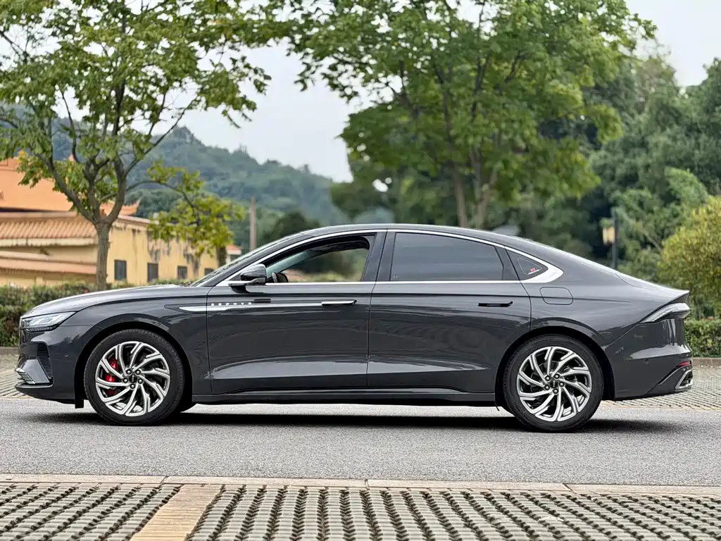 Lincoln Z — миниатюра 5