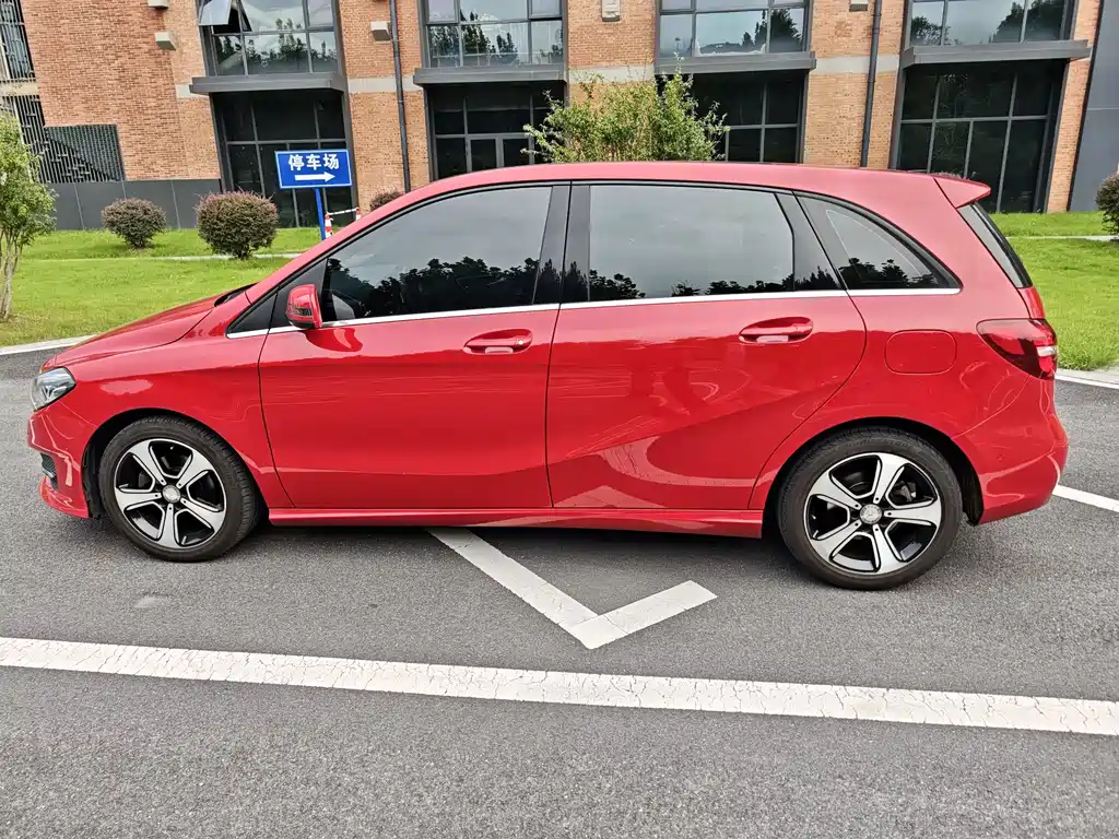 Mercedes-Benz B-Class — миниатюра 4
