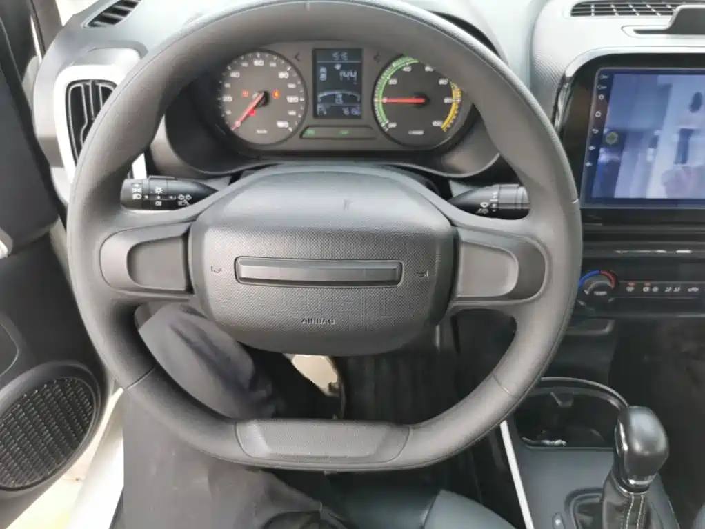 Roewe Clever — миниатюра 11