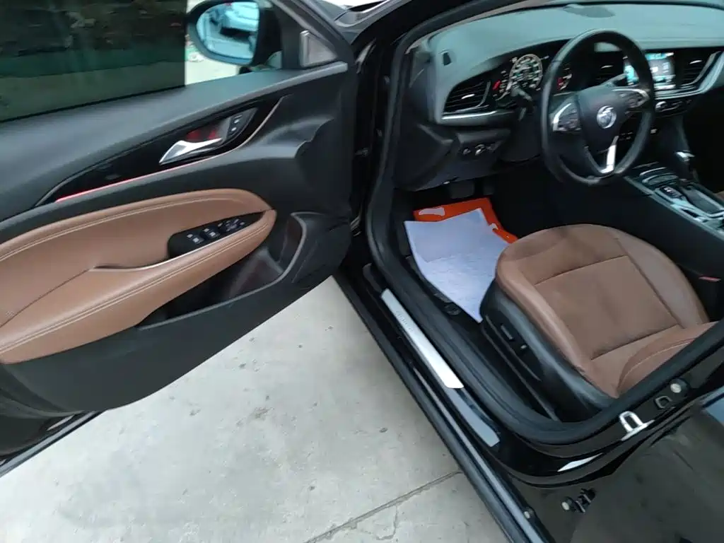 Buick Regal — миниатюра 16