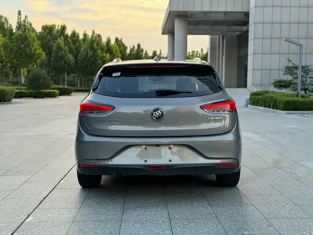 Buick Excelle — миниатюра 5