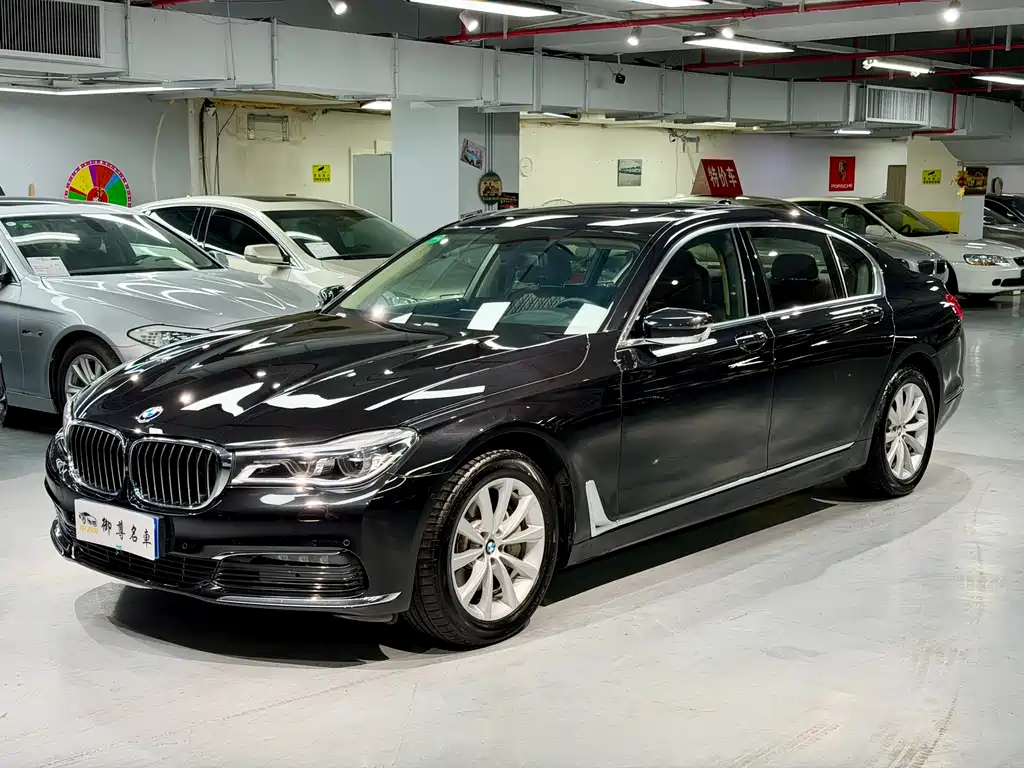 BMW 7 SERIES
