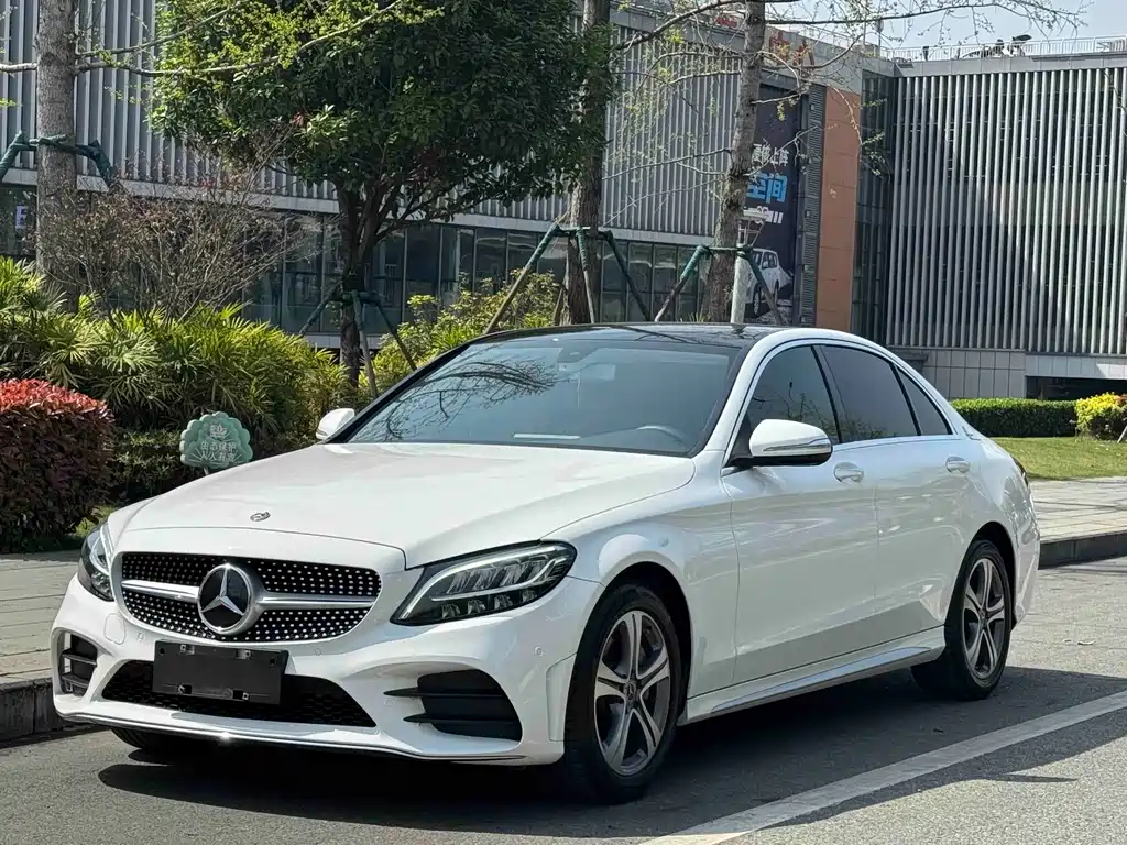 Mercedes-Benz C-Class 2020