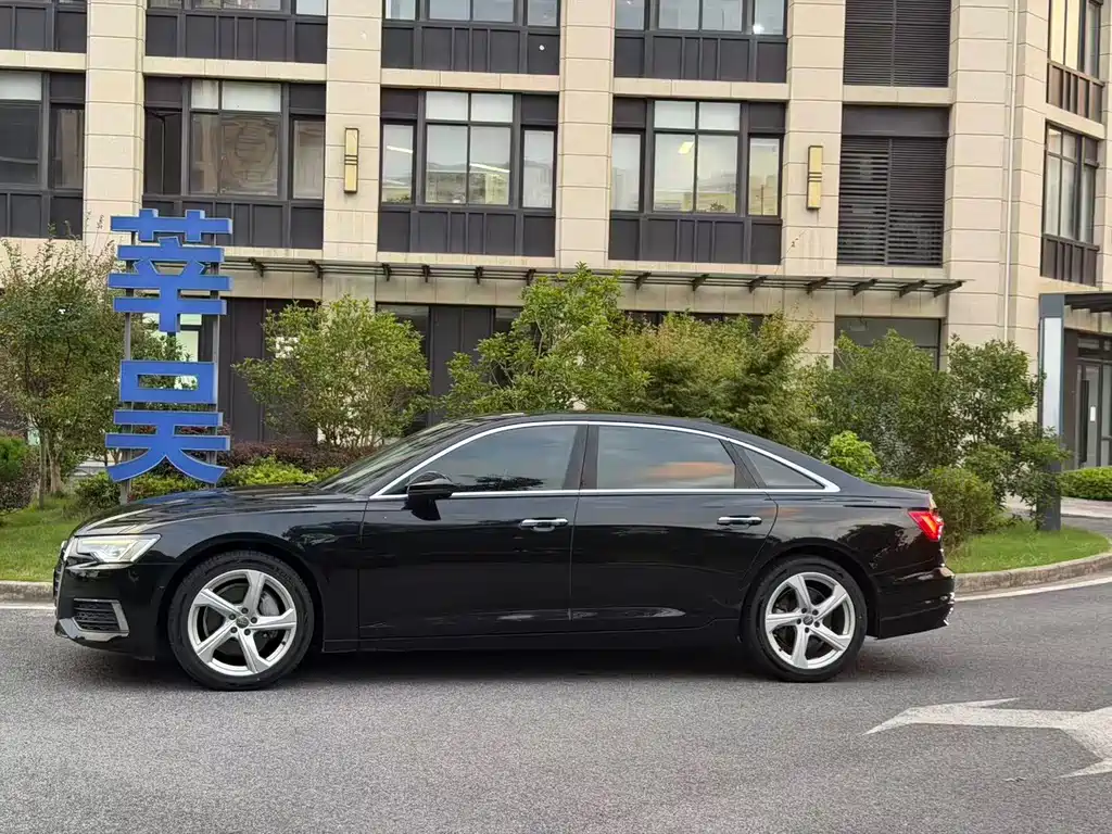 Audi A6L — миниатюра 5