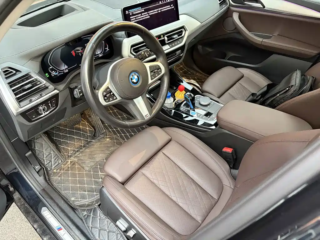BMW iX3 — миниатюра 4