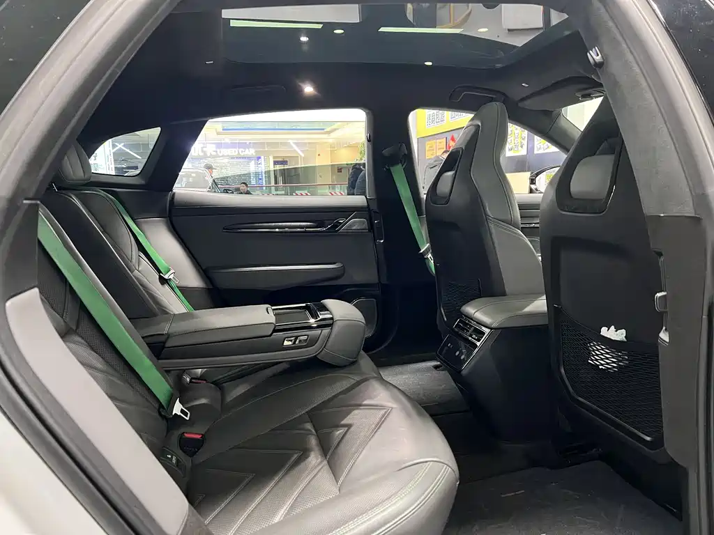 ZEEKR EXTREME KRYPTON 001